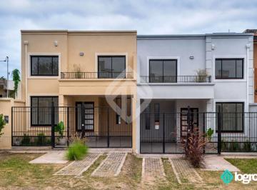 Casa de 5 ambientes, Salta · Casa en Venta en Grand Bourg | Salta