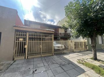 Casa · 100m² · 3 Ambientes · 1 Cochera · Duplex en Venta. San Justo. 3 Amb. Cochera, Fondo. Apto Credito.