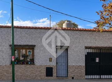 Casa de 6 ambientes, Salta · Casa en Venta Dividida en Dos Departamentos Independientes
