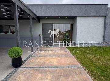 Casa de 6 ambientes, Mayor Drummond · Casa en Venta - 3 Dorm. - Portillo de Terrada - Pileta