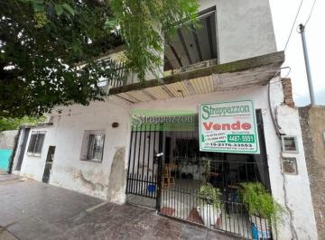 Casa · 130m² · 4 Ambientes · Casa en Venta en Laferrere.