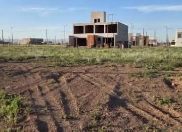 Terreno · 348m² · Terreno en Campos de Manantiales