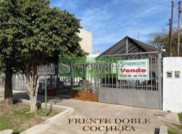 Casa · 130m² · 5 Ambientes · 2 Cocheras · Venta Rafael Castillo Casa en Optimas Condiciones Bajo de Precio