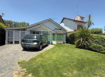 Casa · 120m² · 4 Ambientes · 4 Cocheras · Country Club Bco. Provincia. Casa 4 Amb.