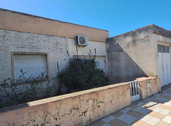 Bodega-Galpón · 200m² · 10 Cocheras