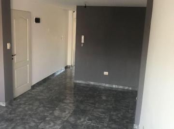 Edificio de 2 ambientes, Avellaneda · Departamento de 49 m² en Alquiler en Wilde