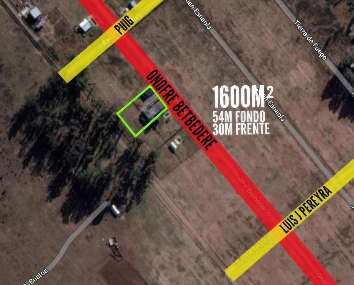 Onefre Betbeder e/ Reverendo Puig y Luis J Pereyra