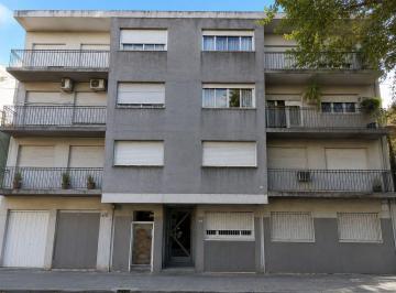 KNK-KNK-5994_2 · Oportunidad Venta Dpto 3 Amb Reciclado a Nuevo Planta Baja Ramos Mejia Centro Escucha Ofertas