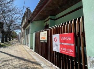 Casa de 4 ambientes, Berisso · Venta de Casa en Calle 9 N 4255 E 164 y 165 - Berisso