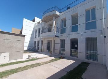 Departamento · 90m² · 3 Ambientes · 1 Cochera · Departamento de Categoria en Dorrego. Cercano a La Barraca