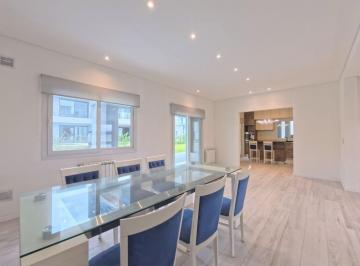 Casa · 191m² · 5 Ambientes · 2 Cocheras · Casa en Alquiler en Canning! 4 Dorm., Piscina, Principado Ciudad Náutica, San Vicente, G. B. a.