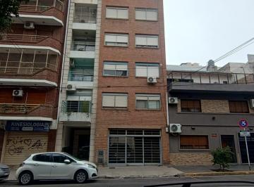 Departamento · 53m² · 3 Ambientes · 3 Ambientes en Semipiso Al Frente Muy Luminoso