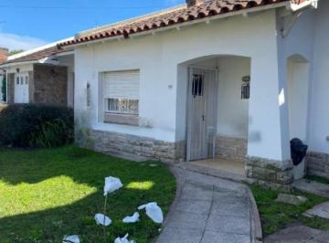 Casa · 75m² · 4 Ambientes · 1 Cochera · Casa en Venta - 2 Dorm. 1 Baño - Mar del Plata