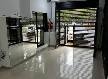 Local comercial de 2 ambientes, La Plata · Venta de Local Comercial en Plaza Irigoyen E Diag. 75 y Av 60 - La Plata