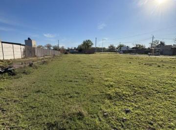 Terreno · 333m² · Venta - Lote Sobre Av de 297 m² - Entrega 60% y Saldo en Cuotas Fijas Usd - Listo Para Escritura
