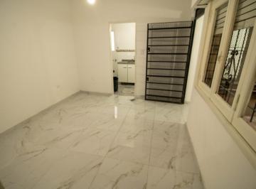 Departamento · 32m² · 2 Ambientes · Oportunidad! Departamento 2 Ambientes - Reciclado a Nuevo - Nueva Pompeya