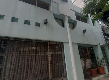 FRENTE · Local Alquiler Villa Crespo, Lote Propio Sin Expensas