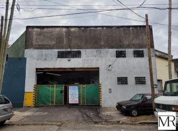 Bodega-Galpón · 250m² · Galpon, Nave Industrial, Deposito + Dos Locales Sobre Av con Doble Acceso, Gran Porton Para Cam