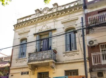 Casa · 505m² · 22 Ambientes · Casa con Dos Entradas - Pb y 1er Piso - 472 m² - Hotel Familiar/pensión - Acepta Financiación - Almag