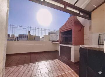 Casa · 110m² · 5 Ambientes · 1 Cochera · ✨ Triplex de 5 Ambientes con Terraza, Parrilla y Cochera en Mataderos ✨