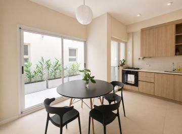 PH · 47m² · 2 Ambientes · PH Renovado Al Contrafrente con Vista Al Jardin. Excelente Edificio