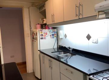Departamento de 4 ambientes, Balvanera · Departamento 4 Ambientes /3 Dorm. / 3 Baños / Balcón / Semiamoblado