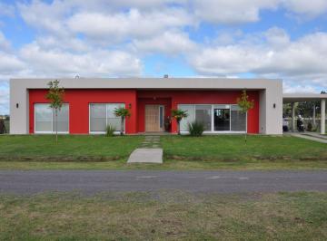 Casa · 169m² · 4 Ambientes · 2 Cocheras · Casa 4 Ambientes en Venta - Fincas de San Vicente