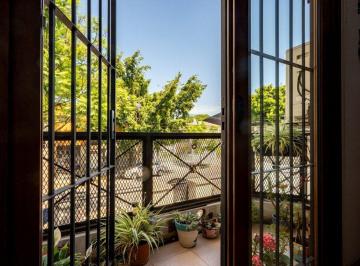 Casa · 74m² · 3 Ambientes · En Venta Duplex con Terraza - Monte Castro