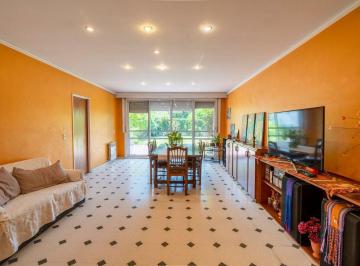 PH · 122m² · 4 Ambientes · 2 Cocheras · Venta PH 4 Amb Garage Avellaneda Quinta Galli