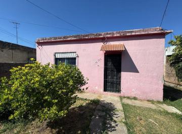 Casa · 87m² · 3 Ambientes · Venta Casa a Refaccionar Apto Credito Marcos Paz