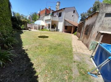 Casa · 150m² · 6 Ambientes · 3 Cocheras · Casa en Venta Loma Hermosa Apta Credito 580 m² Tot