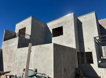 Departamento · 117m² · 4 Ambientes · 1 Cochera · Duplex en Pozo 3 Dorm.
