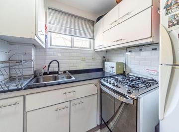 Departamento · 80m² · 4 Ambientes · 2 Cocheras · Departamento 4 Amb Mas Escrit Venta Flores Cochera