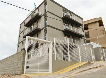 Departamento · 82m² · 3 Ambientes · Departamento 2 Dorm. en Venta | Neuquén