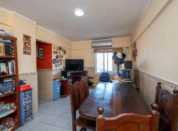 Departamento · 60m² · 3 Ambientes · 1 Cochera · Venta de Dpto de 2 Dorm. en Candioti Norte