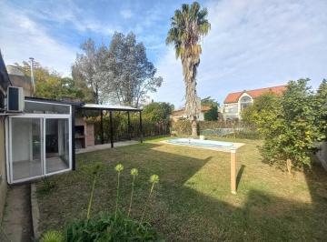 Casa · 144m² · 4 Ambientes · 1 Cochera · Venta Casa en Pilar Montecarlo Lote 360 m²