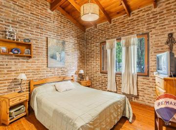 Casa · 121m² · 4 Ambientes · 1 Cochera · Casa en Venta en City Bell