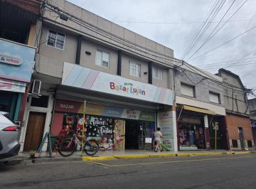 Local comercial · 210m² · Local en Alquiler o Venta, Centro de Lujan