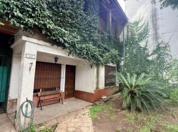 Casa · 227m² · 7 Ambientes · 3 Cocheras · Venta Casa 7 Amb con Coch Lote Prop Villa Adelina