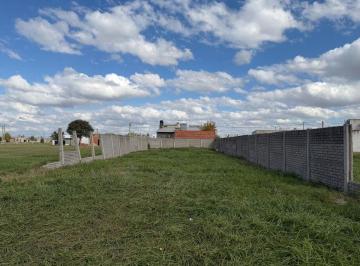 Terreno · 339m² · Venta/ Lote/ Barrio Mora/ Orientación Norte.