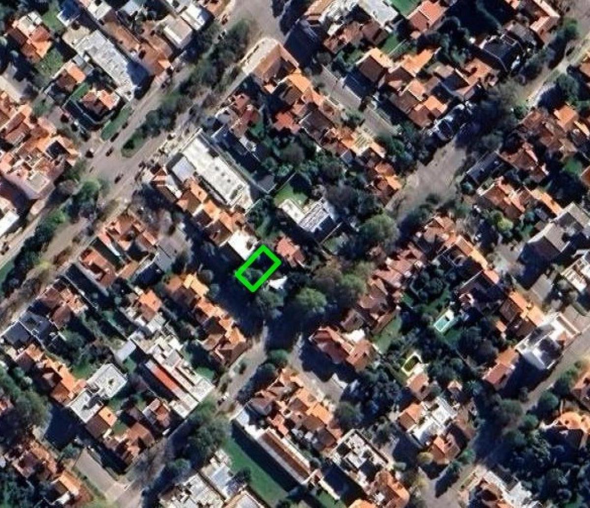15 e/ 26 y 24, Miramar, Buenos Aires Costa Atlántica