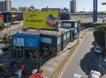Local comercial · 692m² · Venta Local Comercial 700 m² Zona Norte Oficina