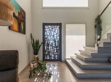 Corredor Responsable: UNO BIENES RAICES S.R.L. - NICOLÁS SUNDBLAD CPI 7144 / CSI · Venta Casa 6 Amb Al Lago Piscina Muelle El Canton