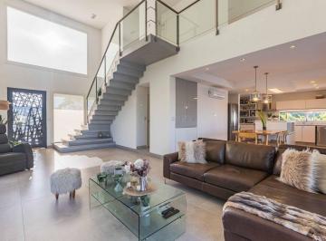 Casa · 299m² · 6 Ambientes · Venta Casa 6 Amb Al Lago Piscina Muelle El Canton