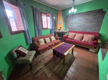 Casa · 244m² · 4 Ambientes · 1 Cochera · Venta Casa 4 Ambientes Bella Vista