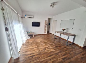 Departamento · 60m² · 3 Ambientes · Venta PH 3 Amb. con Balcon, Terraza - Ituzaingo N