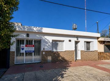 Casa · 91m² · 4 Ambientes · 1 Cochera · Venta Casa 2 Dormi Empalme Graneros