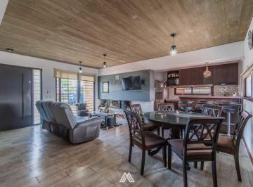 Casa · 179m² · 4 Ambientes · 2 Cocheras · Venta Casa 3 Dorm., Las Piedras