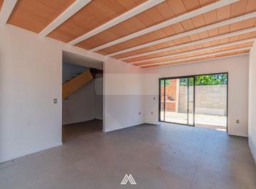 Casa · 94m² · 4 Ambientes · 1 Cochera · Venta Casa Solymar 3 Dorm. Cochera Estrenar