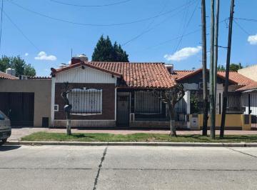 Casa · 120m² · 3 Ambientes · Casa en Venta 4 Ambientes Remedios de Escalada